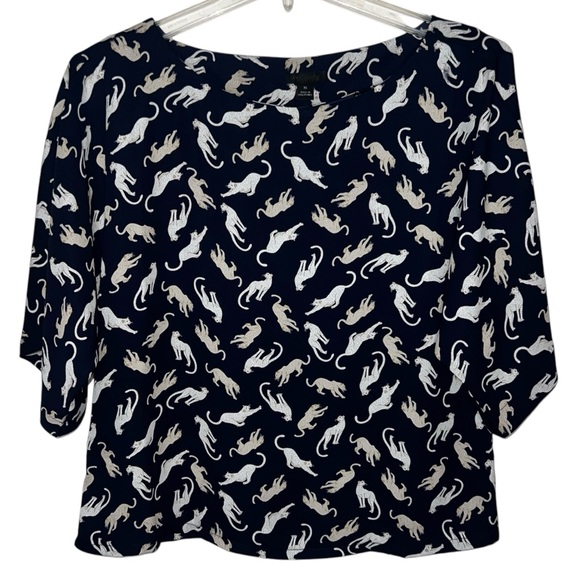 Ann Taylor Tops - Ann Taylor Navy Cat Cheetah Top Short Sleeved Size XS